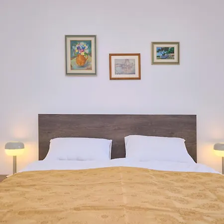 Lav By Litto アパート