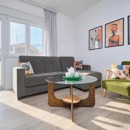 Lav By Litto Apartman