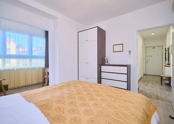 Lav By Litto Appartement *